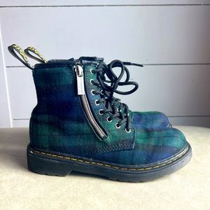 Dr. Marten’s - Kid's Collection 1460 TARTAN Zip Junior Plaid Boot Green Blue